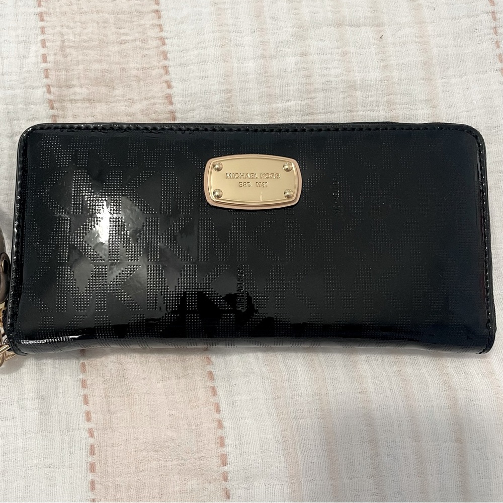 Michael Kors wallet